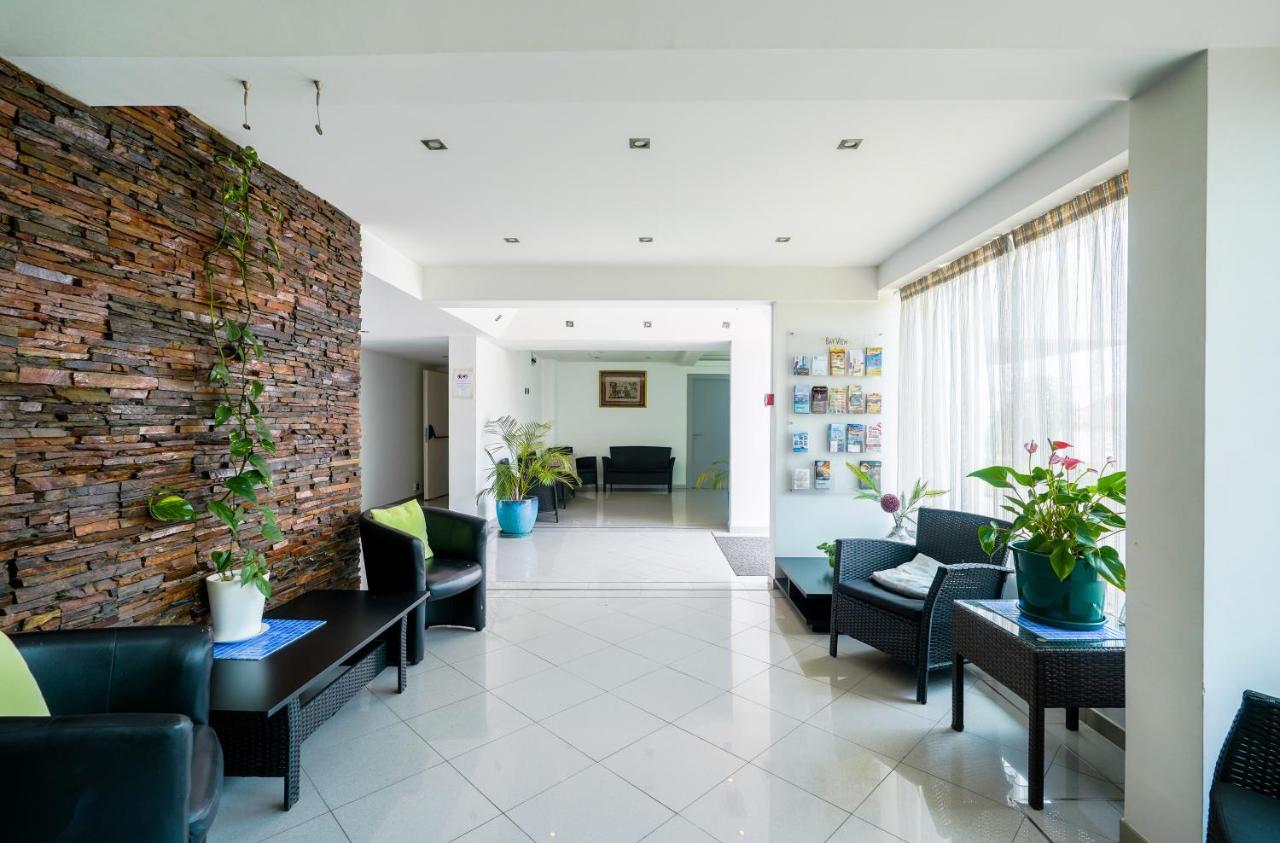 Bay View Apartment W/Pool 3-Min Walk To The Beach Albufeira Zewnętrze zdjęcie